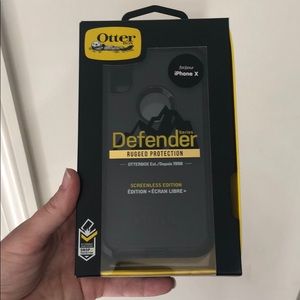 Otter box iPhone X defender